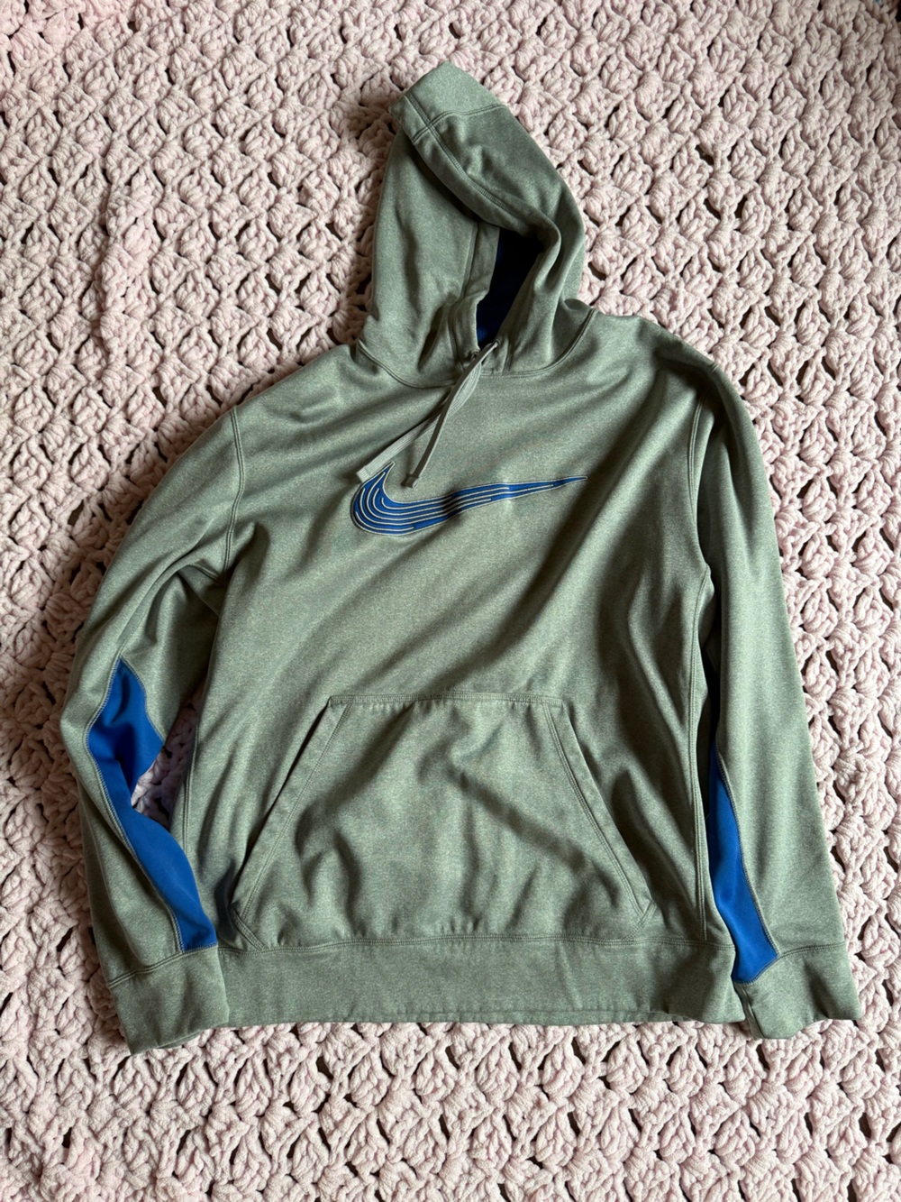 EUC Nike Men's Gray Dri-FIT Pullover Hoodie